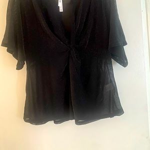 Haute Fox 2x Black sheer top